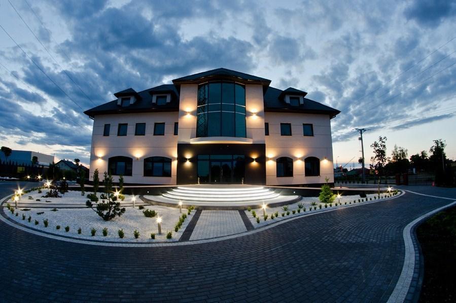 Hotel Podkowa Plock Exterior photo