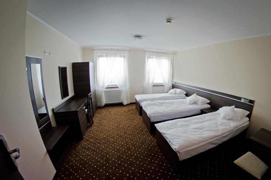 Hotel Podkowa Plock Room photo