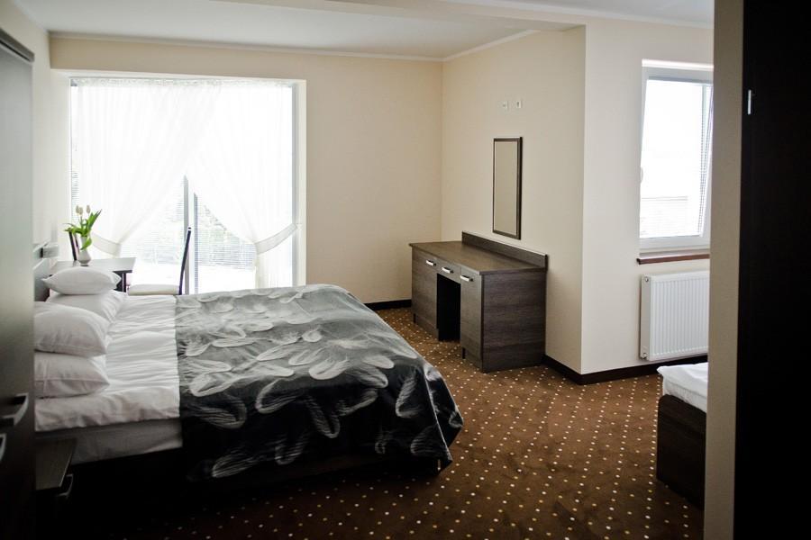 Hotel Podkowa Plock Room photo
